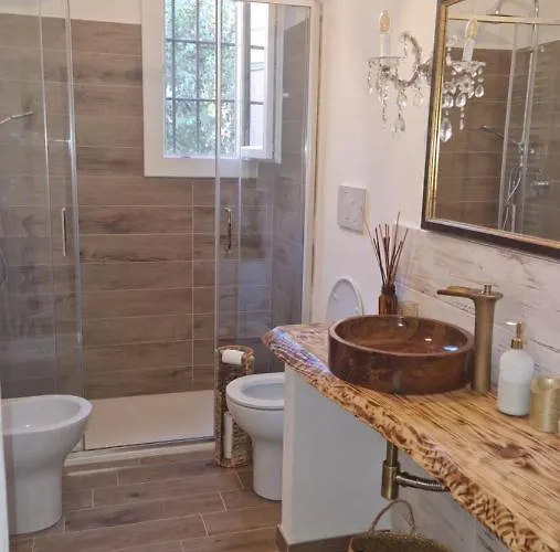 Semesterbostad Minimal Chic House Parking And Private Garden *