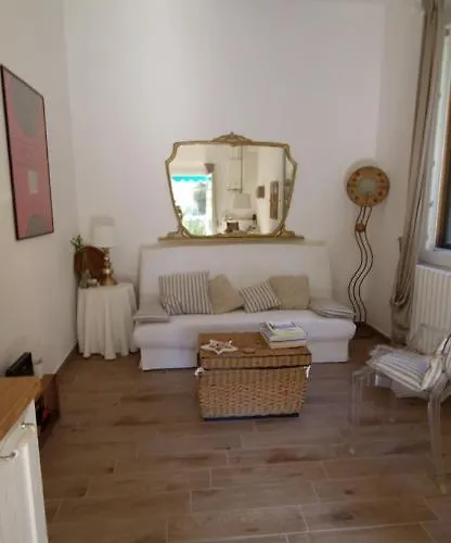 Minimal Chic House Parking And Private Garden Bologna