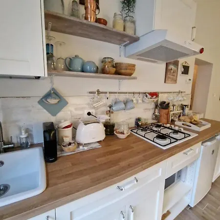 Minimal Chic House Parking And Private Garden *