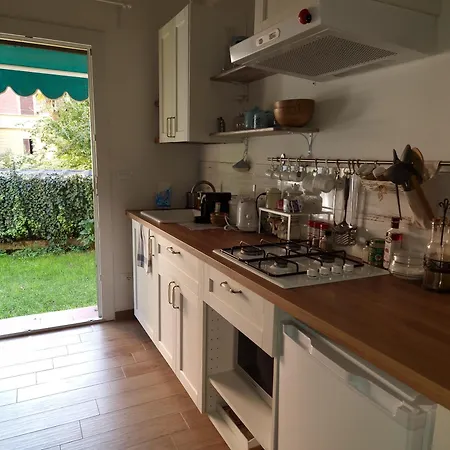 Minimal Chic Apartment Garden Free Parking Bologna 5 Min To Center בית נופש *