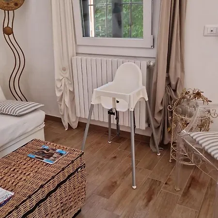 Minimal Chic House - Oasis Near The Center With Private Parking & Pet-friendly