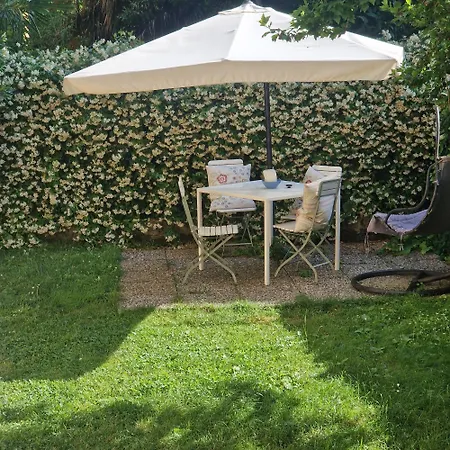 Nyaraló Minimal Chic Garden Free Parking 5 Min To Center Bologna