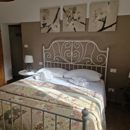 Holiday home Secret Garden Free Parking 5 Min To Center *